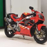 Мотоцикл Honda VTR1000SP з пробігом 48295 km