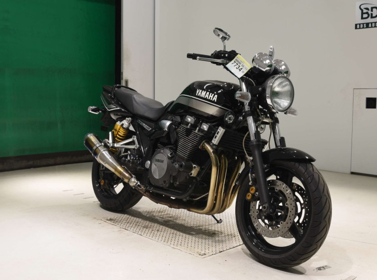 Мотоцикл Yamaha XJR1300 з пробігом 13388 km