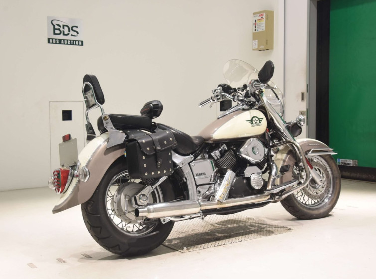 Мотоцикл Yamaha DRAGSTAR XVS400 CLASSIC с пробегом 11216 km