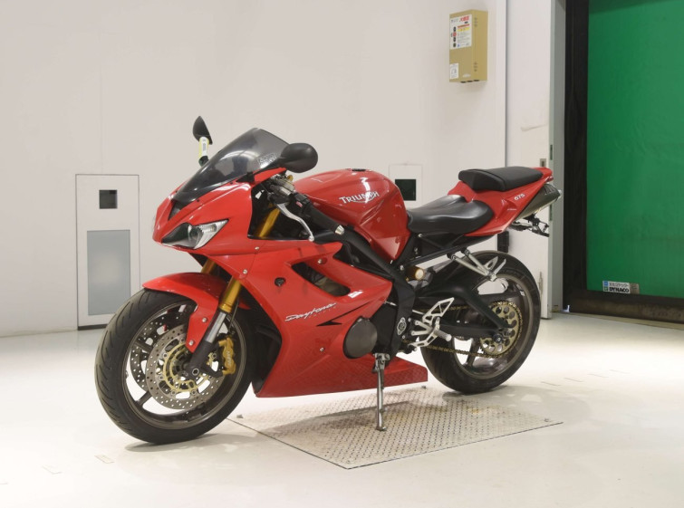 Мотоцикл Triumph DAYTONA 675 з пробігом 16056 km