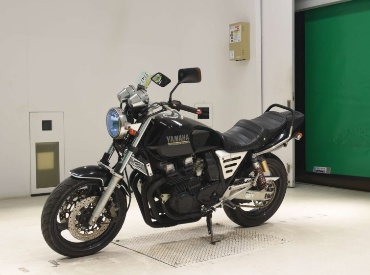 Мотоцикл Yamaha XJR400 з пробігом 23962 km