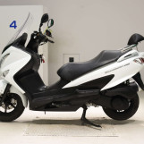 Мотоцикл Suzuki BURGMAN200