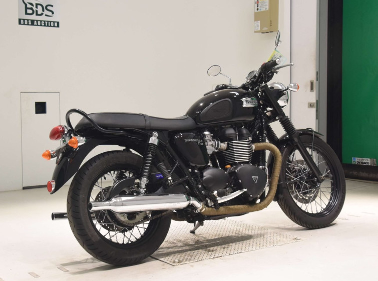 Мотоцикл Triumph BONNEVILLE T100