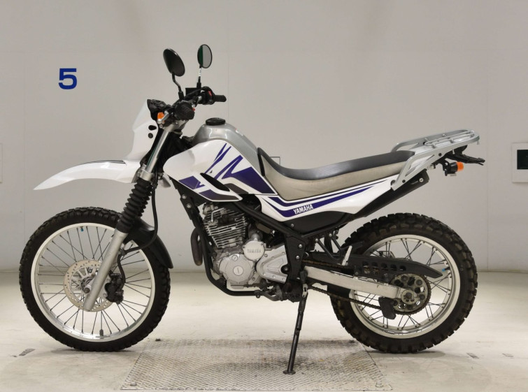 Мотоцикл Yamaha SEROW XT250 с пробегом 23453 km
