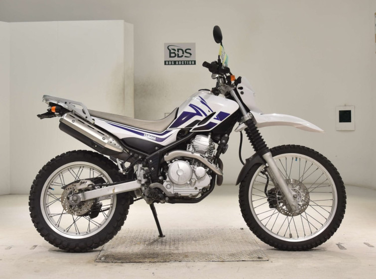 Мотоцикл Yamaha SEROW XT250 с пробегом 23453 km