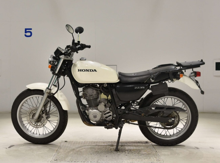 Мотоцикл Honda CB223S з пробігом 36043 km