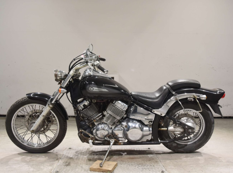Мотоцикл Yamaha DRAGSTAR XVS400 с пробегом 28429 km