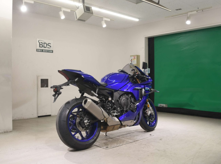 Мотоцикл Yamaha YZF-R1 с пробегом 1350 km