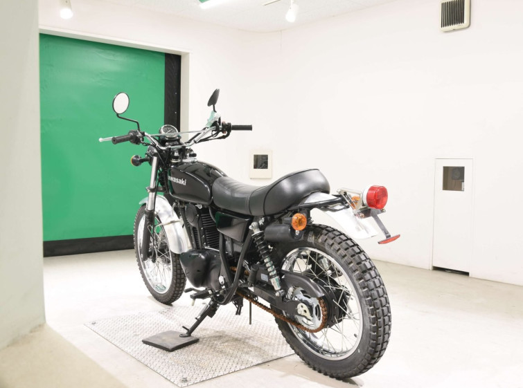 Мотоцикл Kawasaki 250TR с пробегом 2501 km