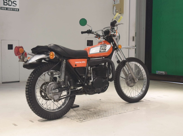 Мотоцикл Yamaha DT250 с пробегом 6963 km