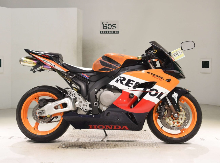 Мотоцикл Honda CBR1000RR з пробігом 39910 km