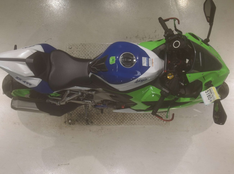 Мотоцикл Kawasaki ZX-4RR з пробігом 2751 km