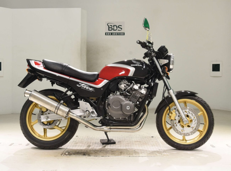 Мотоцикл Honda JADE CB250 з пробігом 3825 km