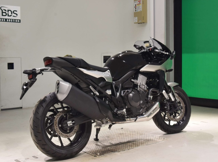 Мотоцикл Honda HAWK11 з пробігом 3313 km