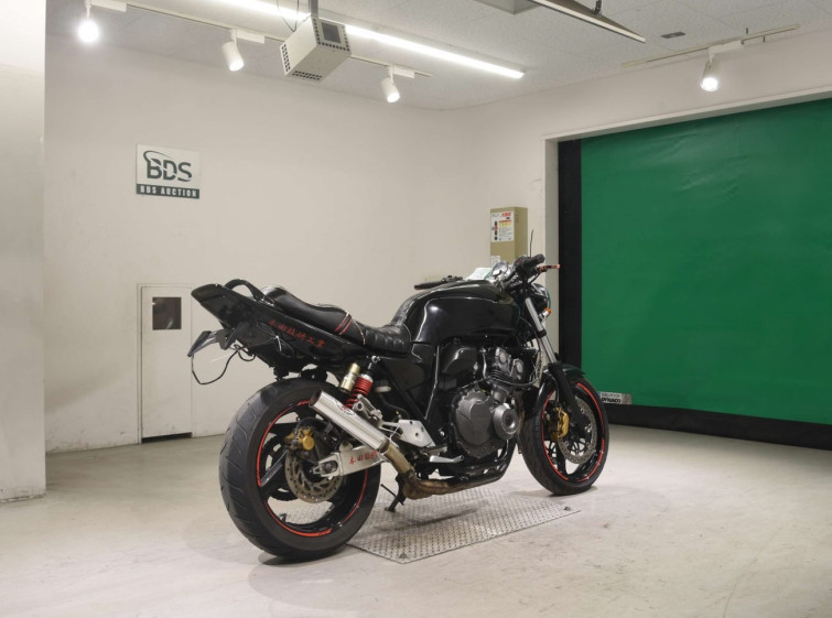 Мотоцикл Honda CB400SFV