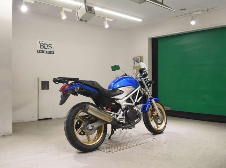 Мотоцикл Honda VTR250 с пробегом 25379 km