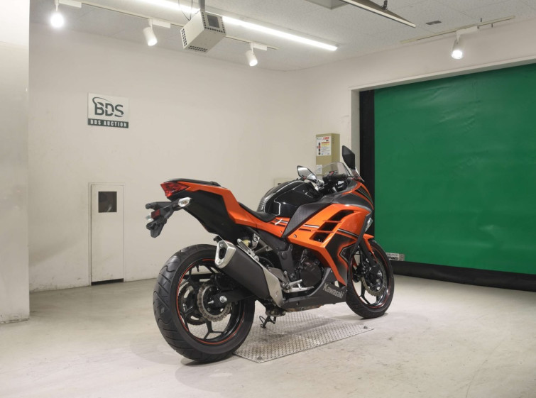 Мотоцикл Kawasaki NINJA250 с пробегом 4584 km