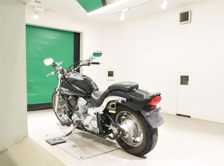 Мотоцикл Yamaha DRAGSTAR XVS400 с пробегом 23244 km