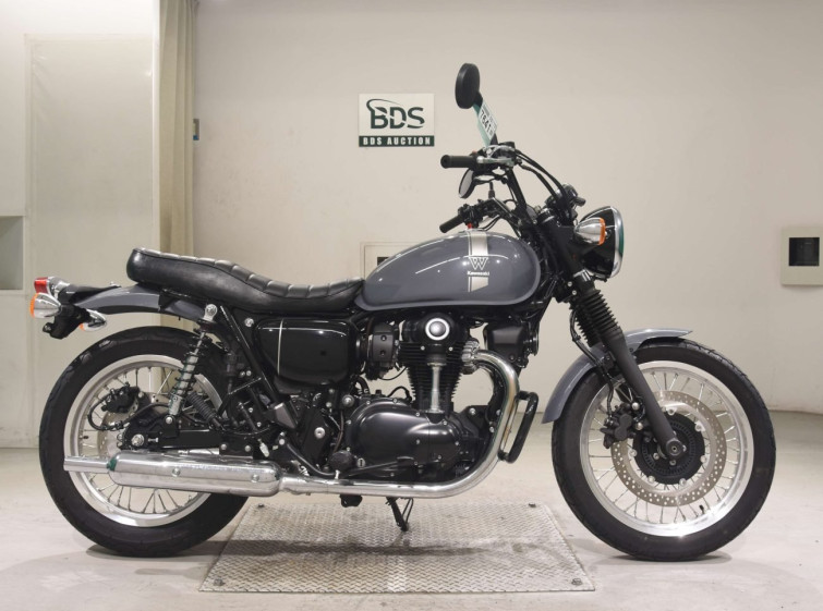 Мотоцикл Kawasaki W800-2 STREET з пробігом 1252 km