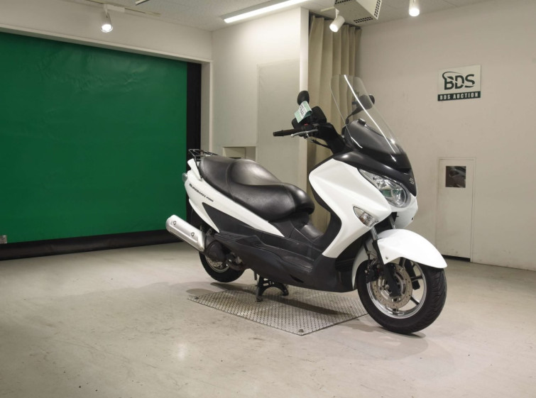 Мотоцикл Suzuki BURGMAN200 з пробігом 39522 km