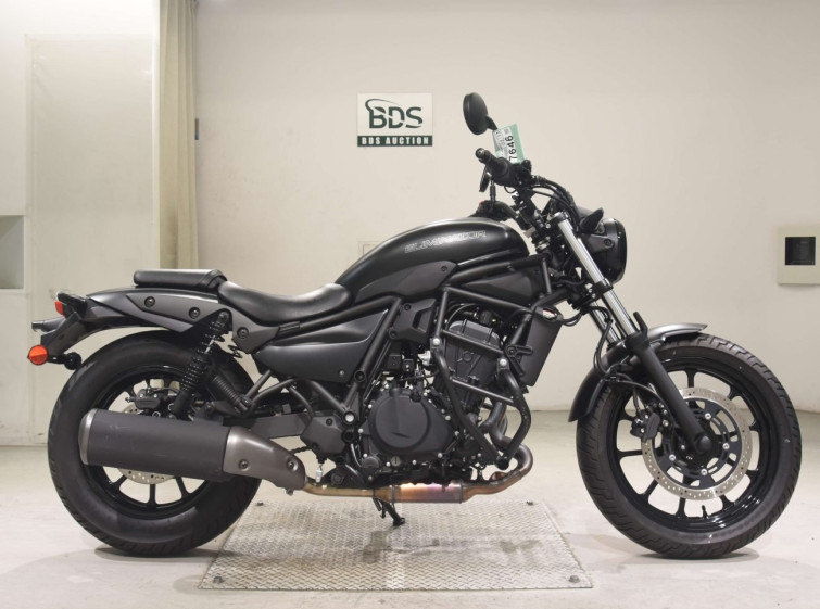 Мотоцикл Kawasaki ELIMINATOR400-3 з пробігом 1888 km