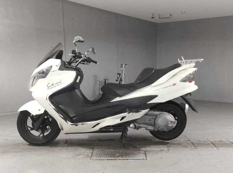 Мотоцикл Suzuki SKYWAVE 250S з пробігом 37272 km