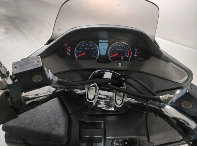 Мотоцикл Suzuki SKYWAVE 250S з пробігом 37272 km