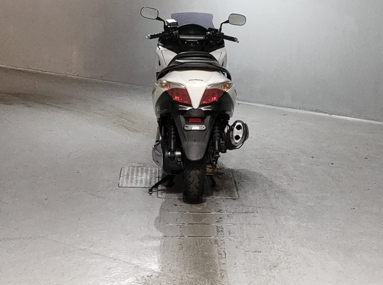 Мотоцикл Honda SILVERWING600GT с пробегом 63282 km