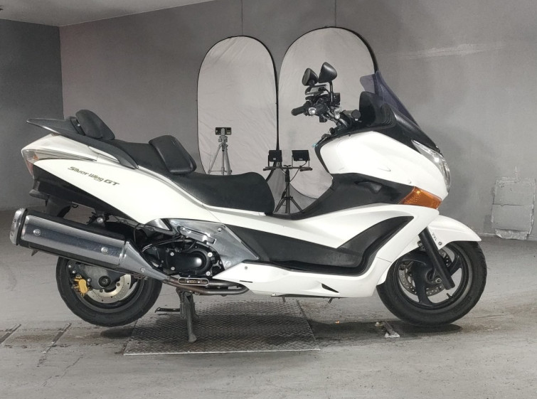 Мотоцикл Honda SILVERWING600GT с пробегом 63282 km