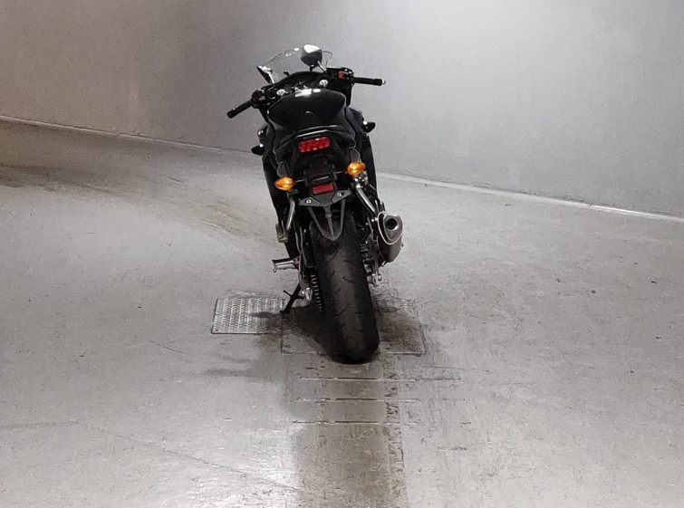 Мотоцикл Honda CBR650F с пробегом 9926 km