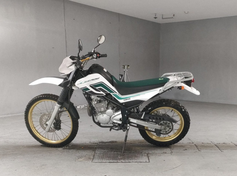 Мотоцикл Yamaha SEROW XT250 с пробегом 16656 km