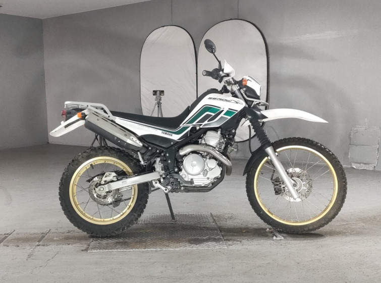Мотоцикл Yamaha SEROW XT250 с пробегом 16656 km