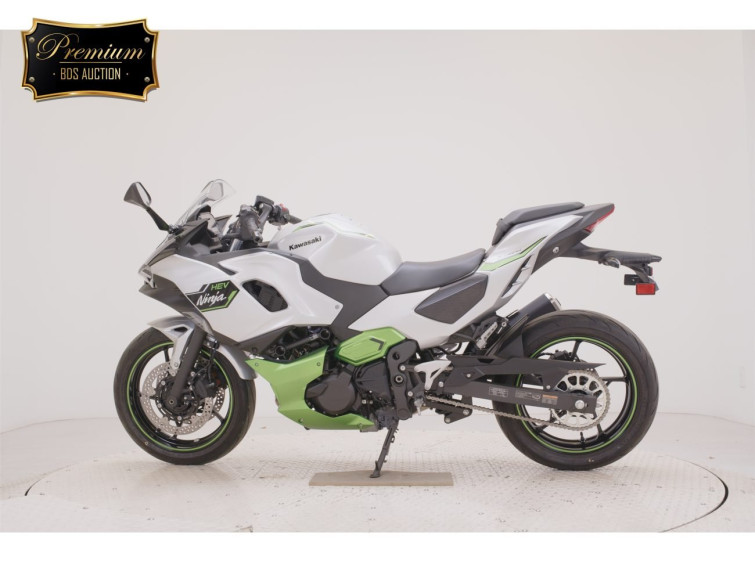 Мотоцикл Kawasaki Z7ﾊEVEﾘｯﾄﾞ з пробігом 182 km