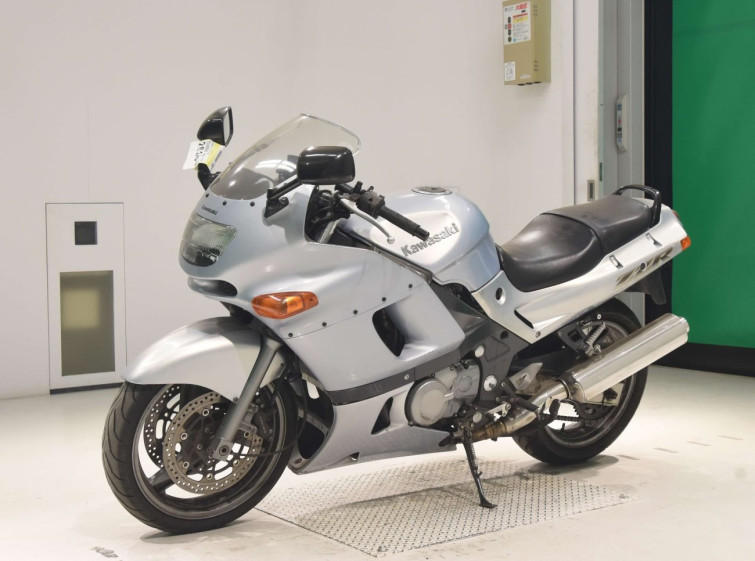 Мотоцикл Kawasaki ZZ-R400 з пробігом 40162 km