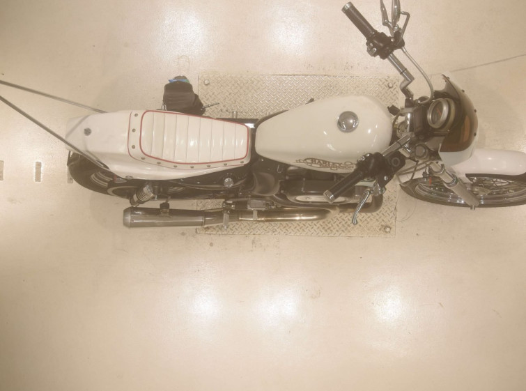 Мотоцикл HD SPORTSTER XLH883 з пробігом 10277 km