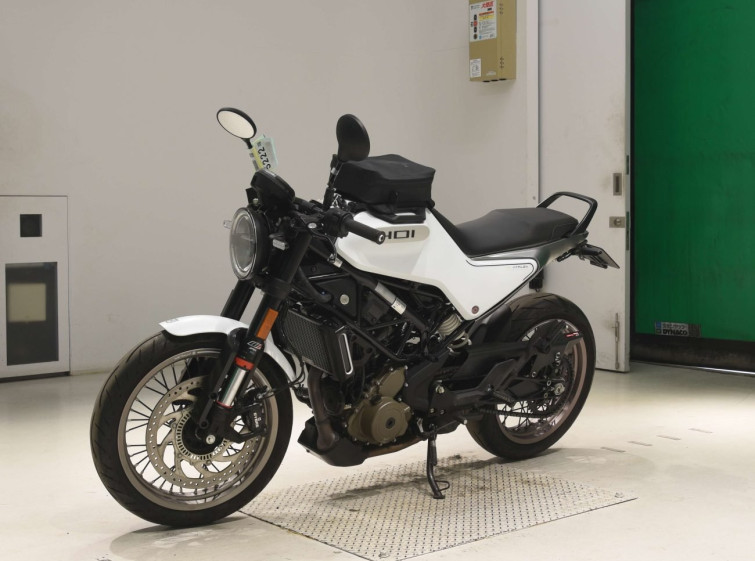 Мотоцикл Husqvarna VITPILEN 401 с пробегом 8973 km