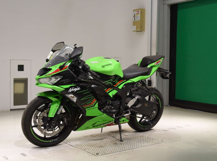 Мотоцикл Kawasaki ZX-6RA з пробігом 8326 km