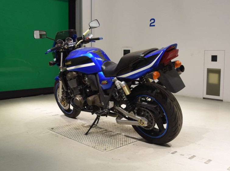 Мотоцикл Kawasaki ZRX1200R с пробегом 32020 km