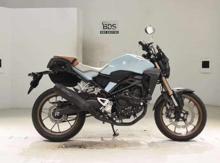 Мотоцикл Honda CB250R с пробегом 14184 km