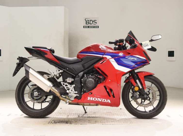 Мотоцикл Honda CBR400R-3 с пробегом 4641 km