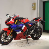 Мотоцикл Honda CBR1000RR SP с пробегом 1925 km