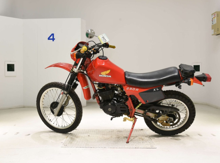 Мотоцикл Honda XL250R с пробегом 20166 km