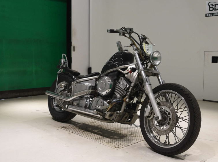 Мотоцикл Yamaha DRAGSTAR XVS400 з пробігом 6736 km