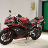 Мотоцикл Yamaha YZF-R1 з пробігом 30325 km