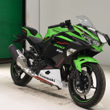 Мотоцикл Kawasaki NINJA400 з пробігом 4392 km
