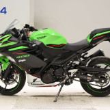 Мотоцикл Kawasaki NINJA400 з пробігом 4392 km