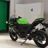 Мотоцикл Kawasaki NINJA400 з пробігом 4392 km