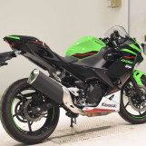 Мотоцикл Kawasaki NINJA400 з пробігом 4392 km