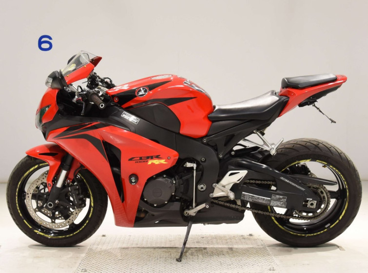 Мотоцикл Honda CBR1000RR з пробігом 26234 km