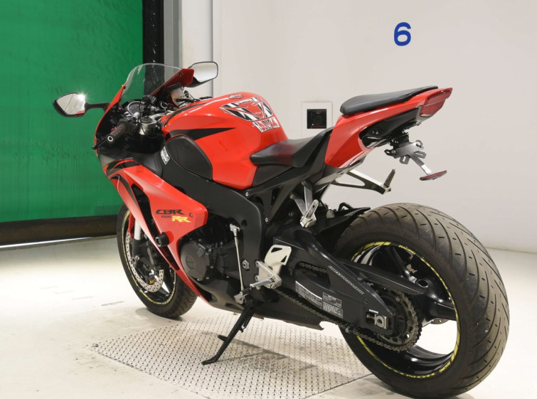 Мотоцикл Honda CBR1000RR з пробігом 26234 km